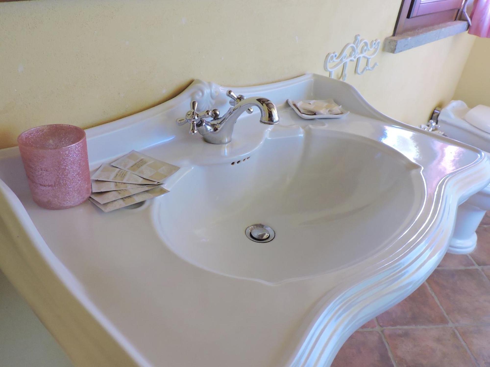 רונצ'יליונה Casale Fedele Family Relax B&B Vicino Al Borgo חדר תמונה