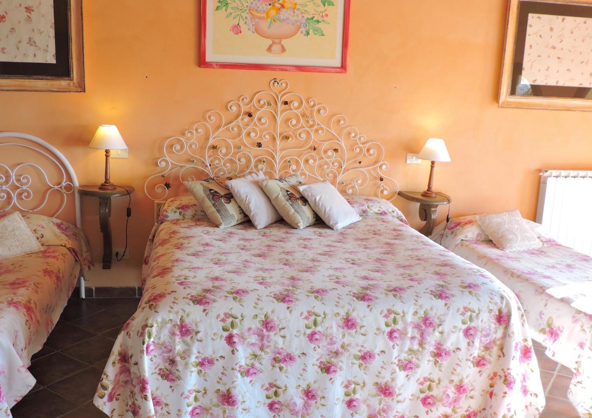 רונצ'יליונה Casale Fedele Family Relax B&B Vicino Al Borgo חדר תמונה