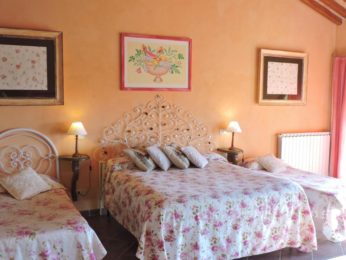 רונצ'יליונה Casale Fedele Family Relax B&B Vicino Al Borgo מראה חיצוני תמונה